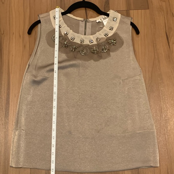 Sold Chloe sleeveless blouse, stone taupe color, 40, Swarovski crystal flowers - Picture 11 of 12